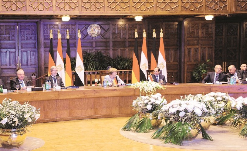 الرئيس عبدالفتاح السيسي والمستشارة الألمانية أنغيلا ميركل خلال لقاء ممثلي مجتمع الأعمال المصري - الألماني﻿