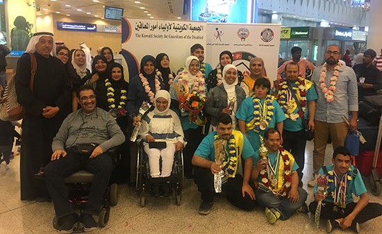 استقبال حافل للفريق في مطار الكويت الدولي﻿