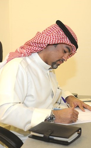 عمر الطبطبائي: لقراء «الأنباء»: لا وجود لكتلة  الـ 26 والبعض يستخدمها  كورقة ضغط