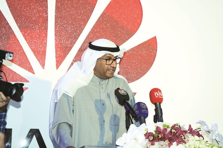 طلال الياقوت مقدم الحفل﻿