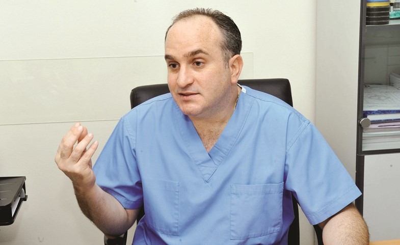 د.السرياني جراح الأسنان ضيف  «ألو الأنباء» اليوم