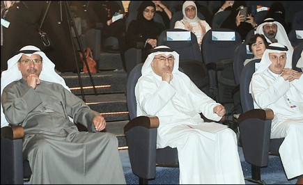 د.محمد الفارس ود.هيثم الأثري ود.صبيح المخيزيم ود.أحمد الأثري خلال المؤتمر (زين علام)