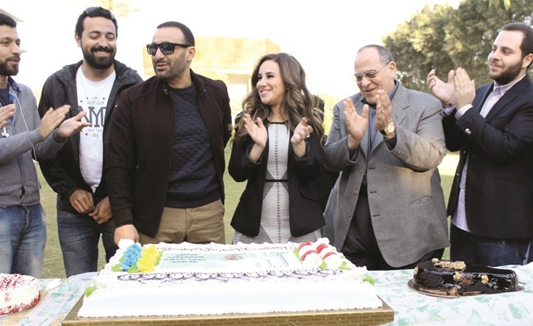الاحتفال بعيد ميلاد السقا 	سيد عبد ربه﻿