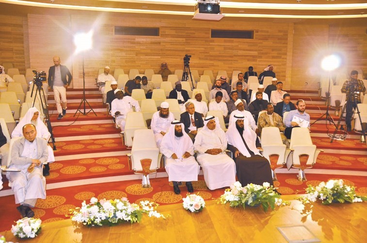 العسعوسي: «الأوقاف» تواصل فعاليات ملتقى الشعوب الدولي الرابع