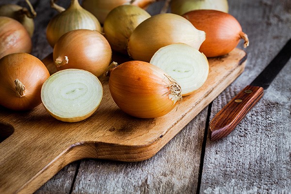 لنوم أفضل.. السر في الخرشوف والكراث والبصل