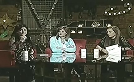بالفيديو ..مشادة كلامية بين مذيعات برنامج نفسنة تنتهي بانسحاب إحداهن  على الهواء !