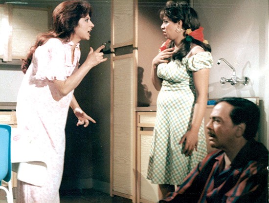 نبيلة مع كمال الشناوي في احد الاعمال السينمائية