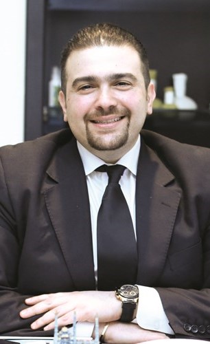 عماد مصلح﻿