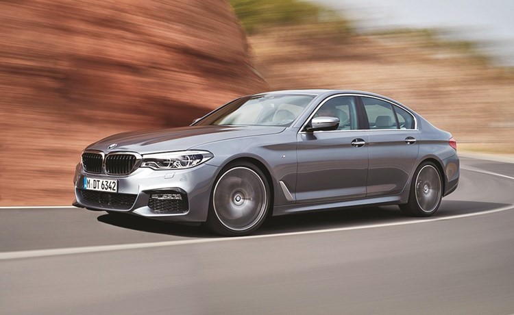 BMW الفئة الخامسة سيدان الجديدة.. رياضية أنيقة وعصرية