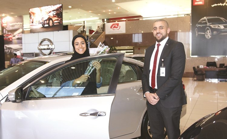 «نيسان البابطين» تهدي عملاءها النساء الورد بمناسبة اليوم العالمي للمرأة