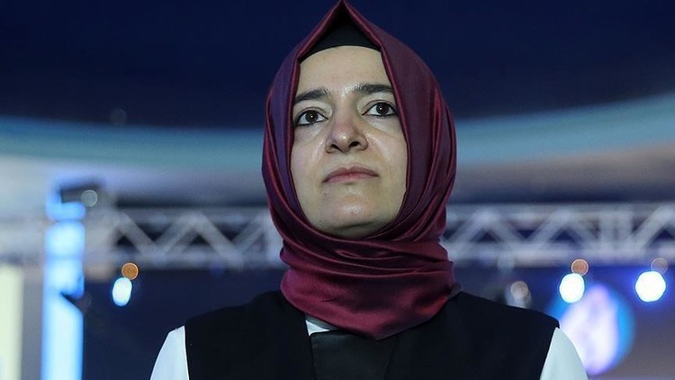  وزيرة الأسرة التركية بتول قايا