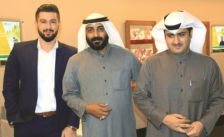 فريق المبيعات يرحب بالحضور﻿