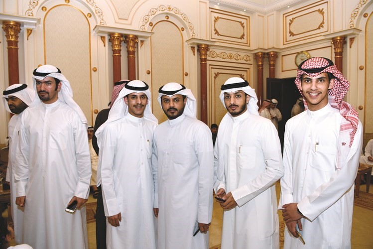 بعض الحضور في استقبال فلاح بن جامع﻿