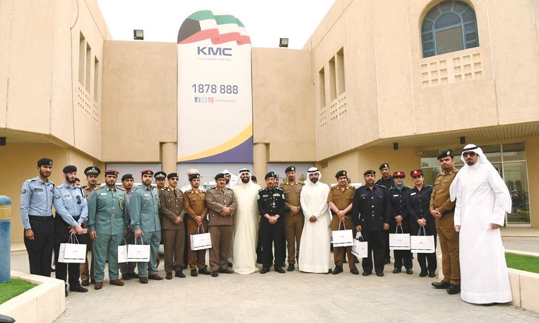 وفود دول مجلس التعاون الخليجي خلال زيارتهم لشركة KMC﻿