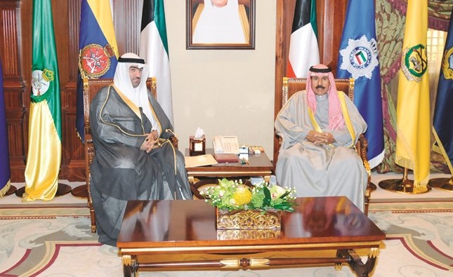 سمو ولي العهد الشيخ نواف الاحمد مستقبلا خالد الروضان ﻿