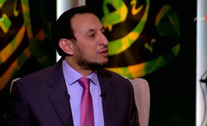 بالفيديو..داعية إسلامي مصري :"لو قالت لي زوجتي سأذهب للكنيسة أو المعبد سأوصلها"