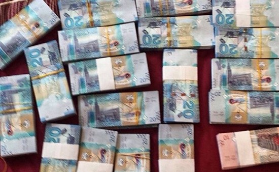 70 ألف دينار تبخرت من مركبة في الصليبية