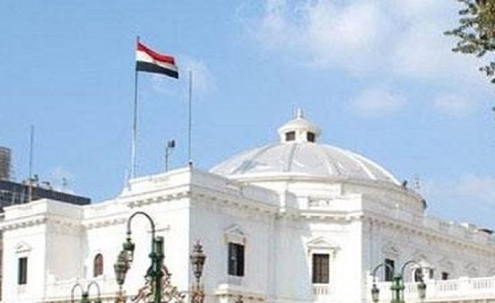 البرلمان يطوّق أزمته مع القضاة.. وقانون التأمين الصحي قريباً