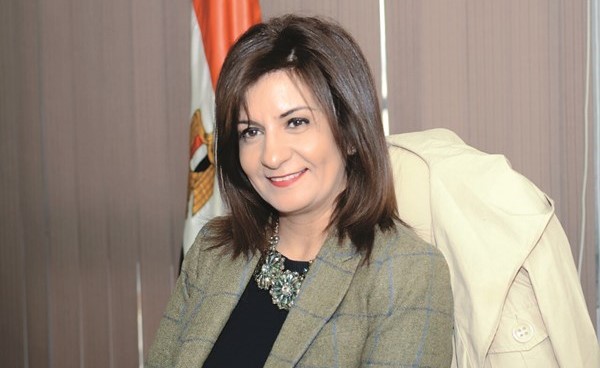 السفيرة نبيلة مكرم﻿
