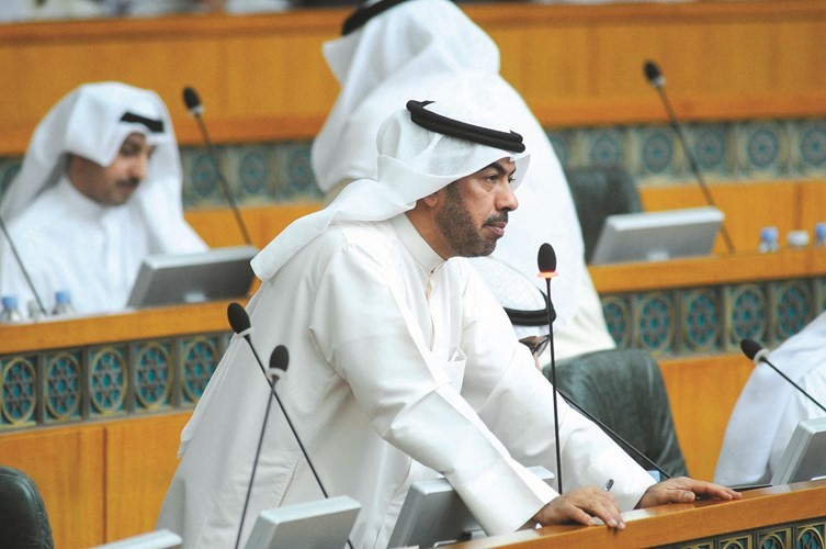 علي الدقباسي﻿