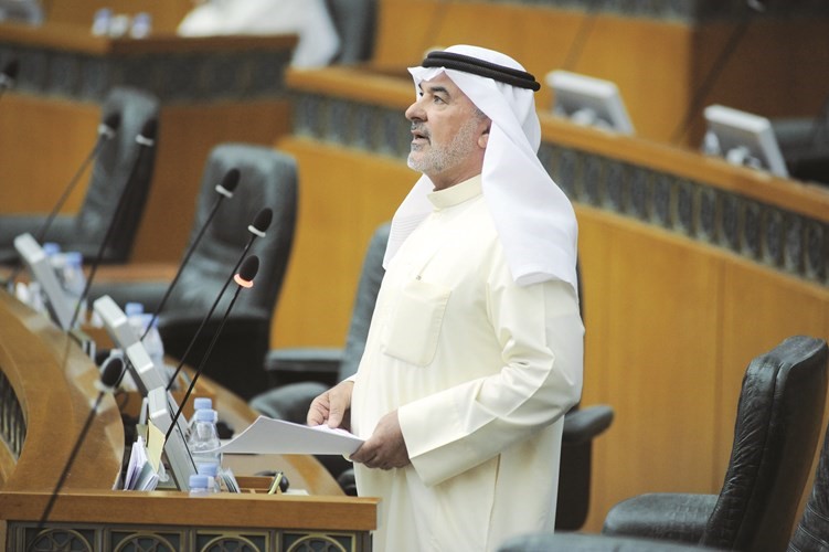 صالح عاشور ﻿