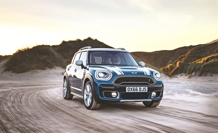 MINI Countryman الجديدة كلياً.. تصميم قوي وشخصية ناضجة