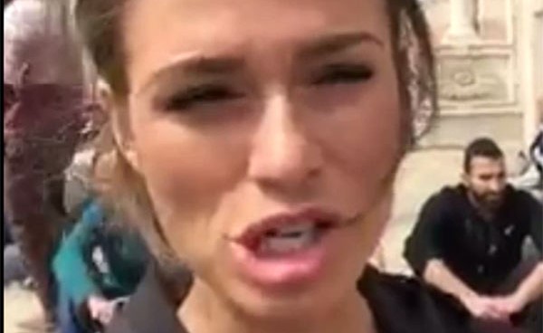 بالفيديو.. كندية تهاجم المسلمين من بيت لحم.. وتتوعدهم بحملة صليبية جديدة!