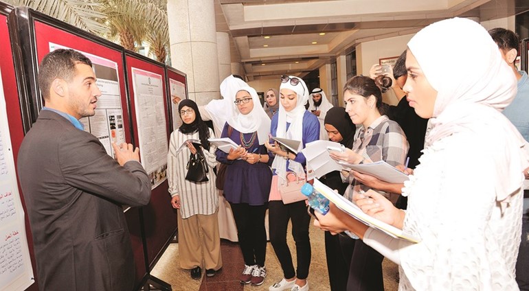 قطاع الأبحاث نظّم يوم الملصق العلمي للكليات الإنسانية
