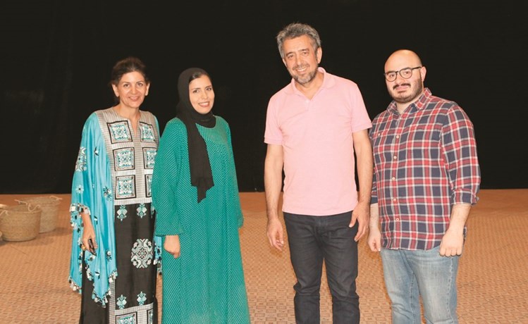 صورة تضم فريق عمل السبيليات﻿