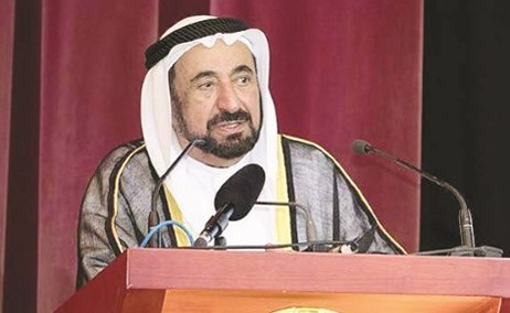 واثناء القاء كلمته﻿