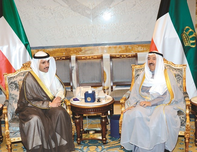 صاحب السمو الأمير الشيخ صباح الأحمد مستقبلا رئيس مجلس الأمة مرزوق الغانم﻿