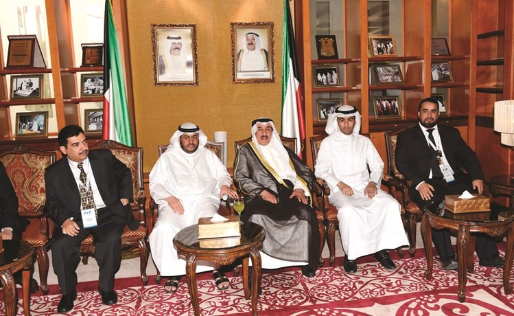 محافظ الجهراء الفريق م. فهد الأمير وعدد من المشاركين في المؤتمر﻿