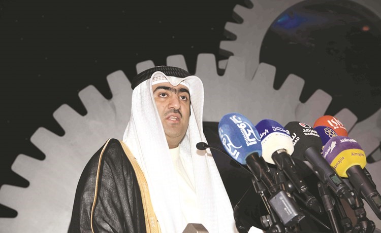 خالد الروضان متحدثا خلال الحفل	 (ريليش كومار)﻿