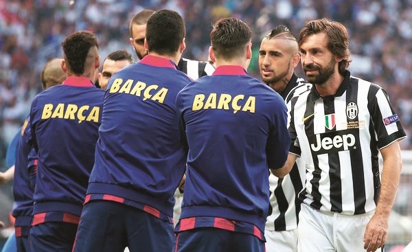 بيرلو في نهائي الابطال 2015 ضد برشلونة﻿