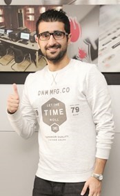 الكاتب محمد الكندري لـ «الأنباء»: «أنا حبيب الكل» ولا توجد عداوات بيني وبين أحد