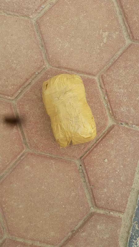 احباط تهريب هيروين وشبو الي المركزي في باصات نقل السجناء