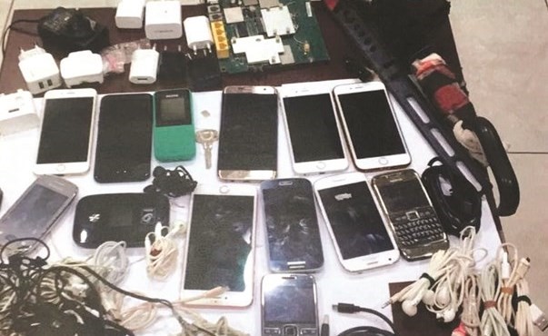 التحقيقات ستفتح لمعرفة كيفية دخول الممنوعات الى السجن﻿