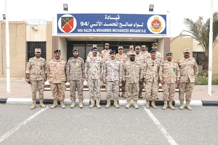 صورة جماعية في لواء صالح المحمد ﻿