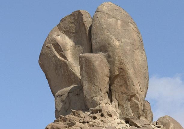 بالصور والفيديو .. هنا كلم الله موسى تكليماً