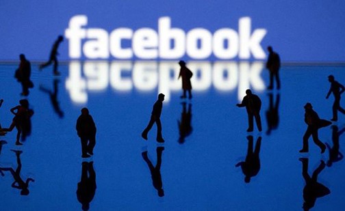 التحقيق في بث مباشر من شيكاغو لـ"اعتداء جنسي" عبر فيسبوك