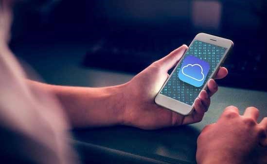 قراصنة "عائلة الجريمة التركية" يبتزون آبل