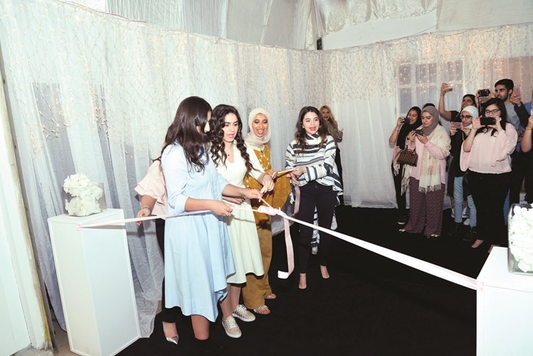 قص شريط افتتاح المعرض﻿
