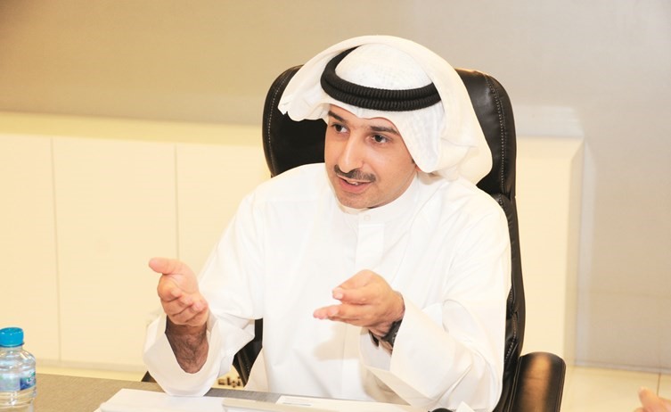 البابطين لقراء «الأنباء»: سأظل معارضاً في الحق إلى أن تتعدل الأوضاع في الكويت