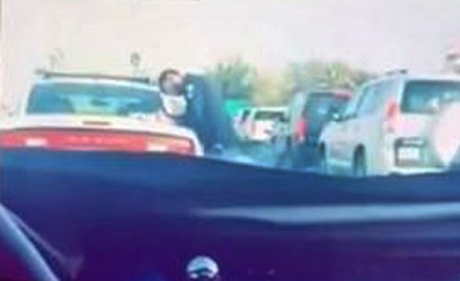 مخالفة حارة الأمان اليمنى «توهق» فتاة في قضية سب وقذف