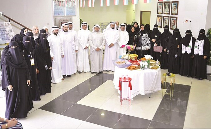 جانب من استقبال عمادة شؤون الطلبة للوفود السعودية﻿