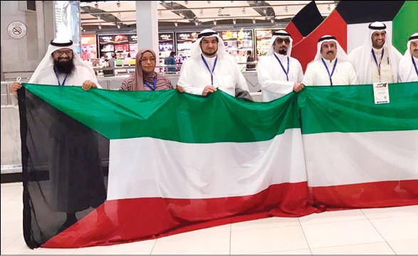 لقطة جماعية للوفد الكويتي المشارك في فعاليات الملتقى