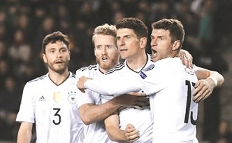 أبطال العالم.. «ما ينقدر عليهم».. و زئير الأسود لا يتوقف