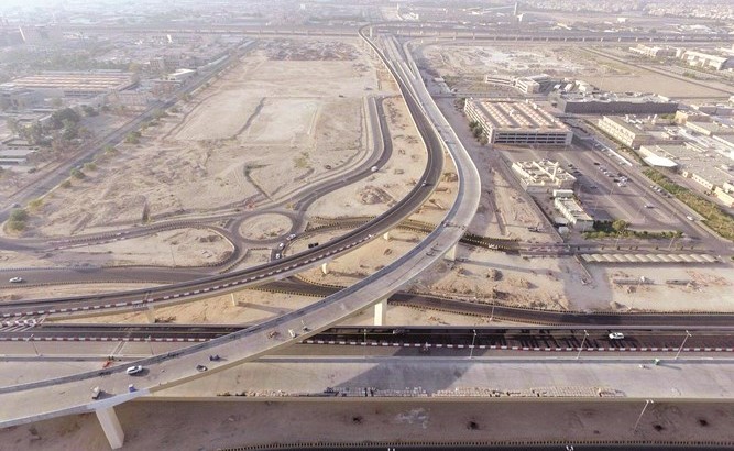 تراجع بنسبه 30% في الانفاق على مشاريع الطرق بالكويت الى 2.3 مليار دولار﻿