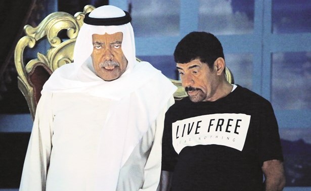 سعد الفرج وسمير القلاف في مشهد من فانتازيا﻿