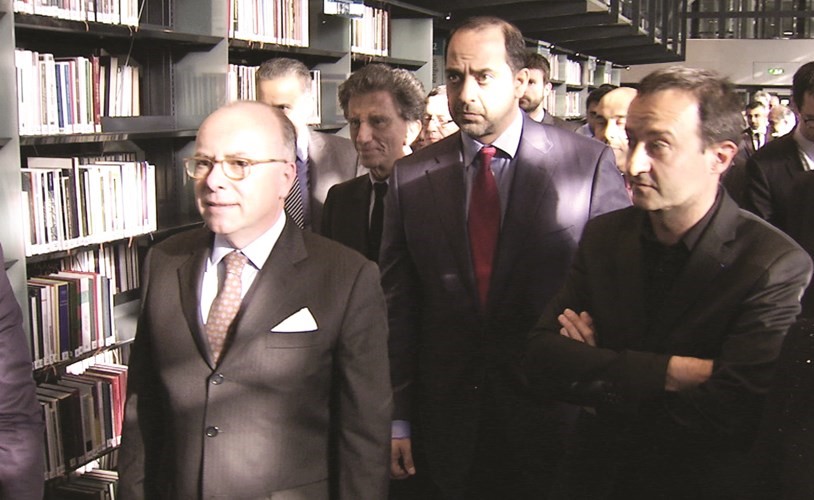 الشيخ محمد العبدالله ورئيس وزراء فرنسا برنار كازنوف ﻿